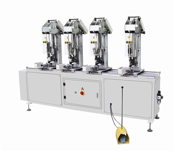 automatic screw fastening machine